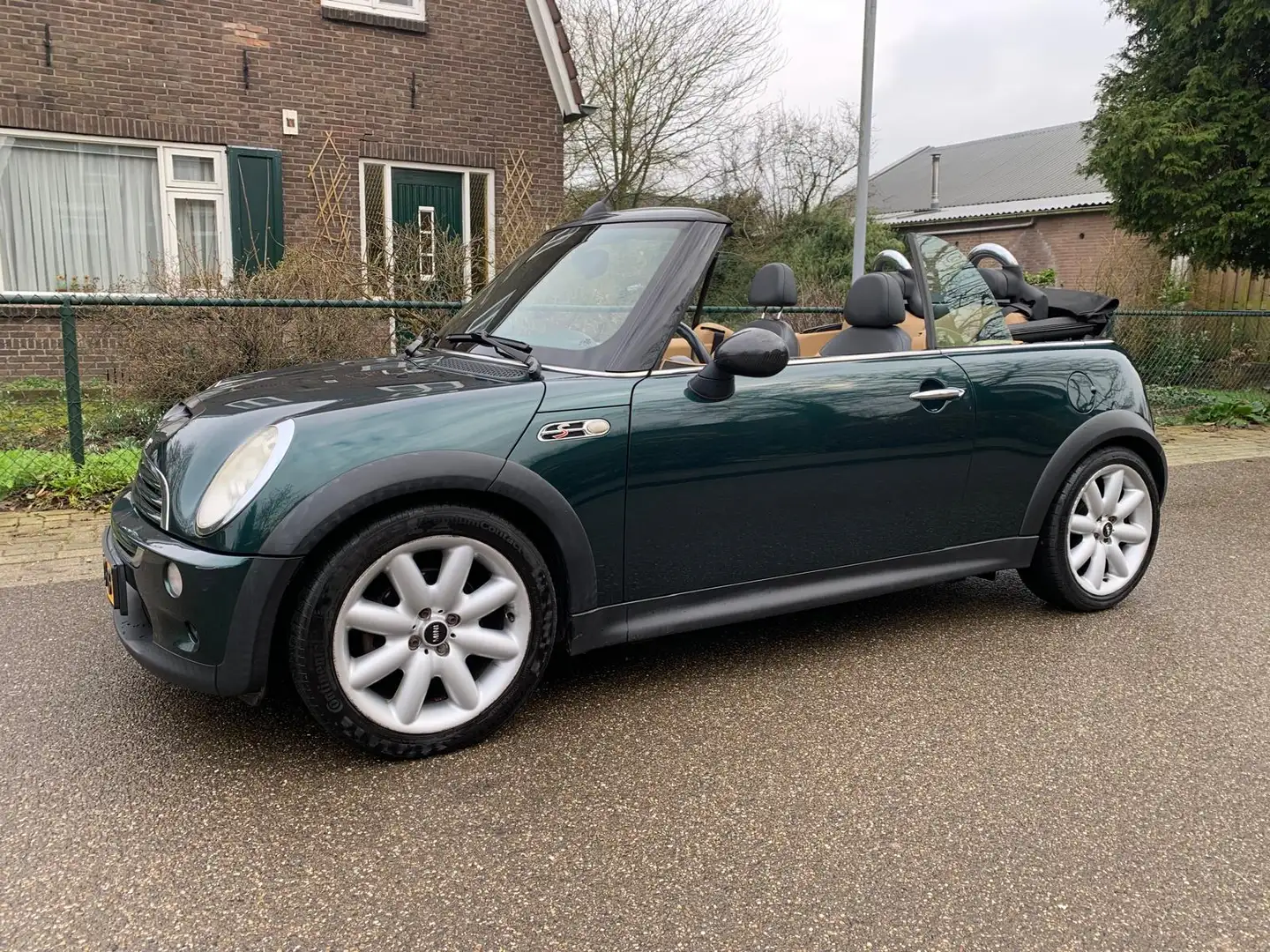 MINI Cooper S Cabrio Mini 1.6 Groen - 1