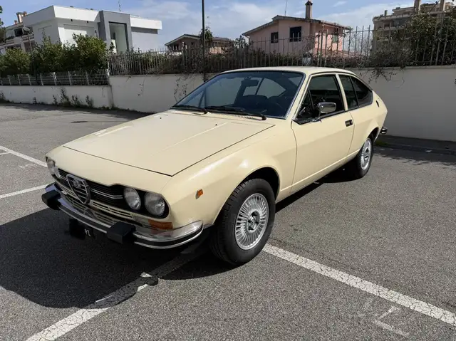 Alfa Romeo Alfetta GTV 2.0 L