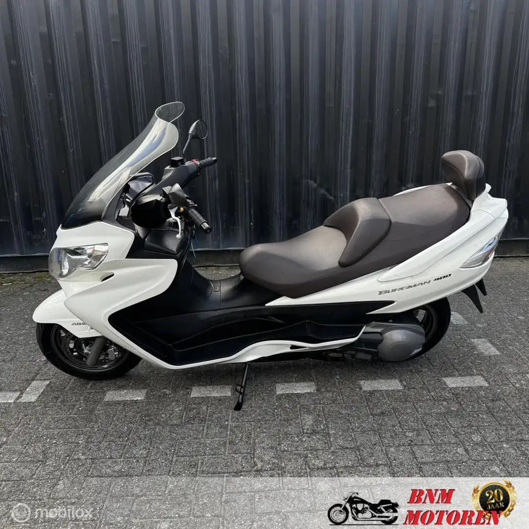 Suzuki AN400A Burgman Wit - 2