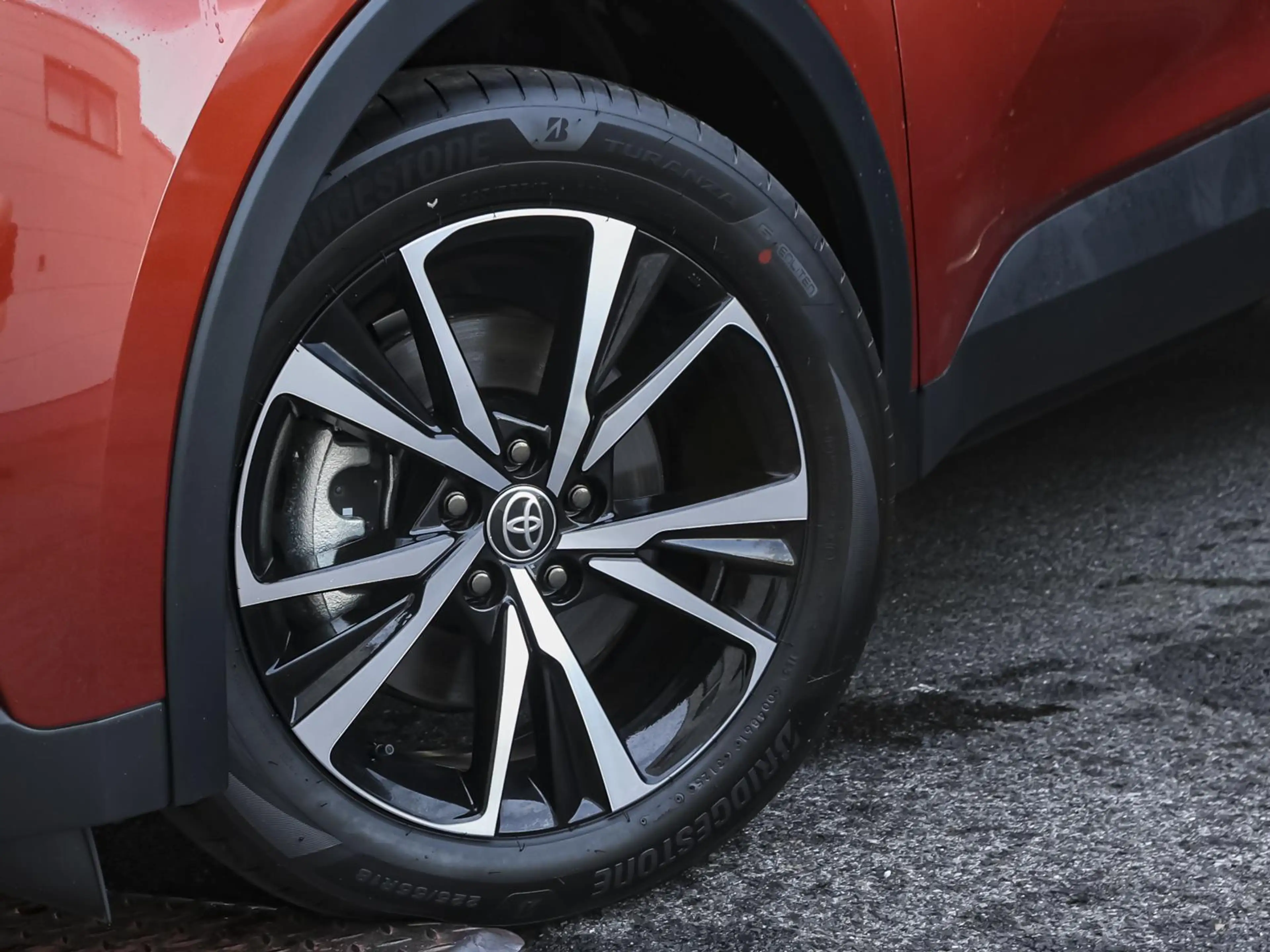 Toyota C-HR 2.0 Plug-in Hybrid Teamplayer Technik Paket — photo 7