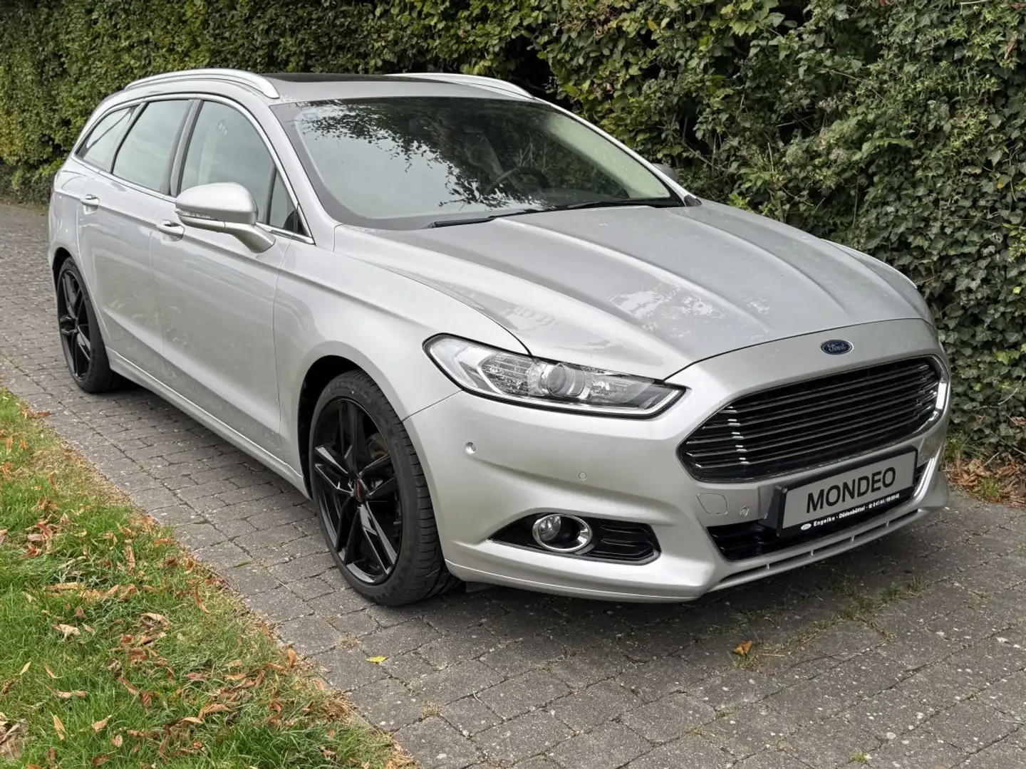 Ford Mondeo Turnier Titanium *LPG Gasanlage* 19 Zoll Silber - 2