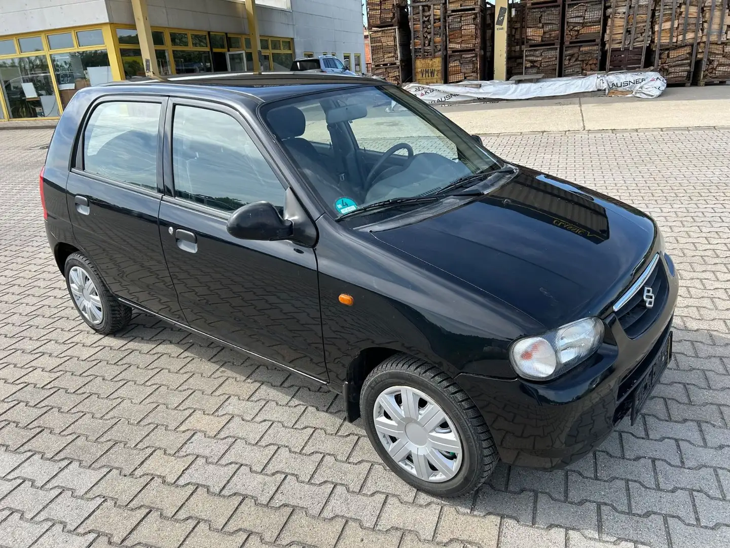 Suzuki Alto 1.1 Classic 2 Hand, HU bis 07/26 Automatik Schwarz - 1