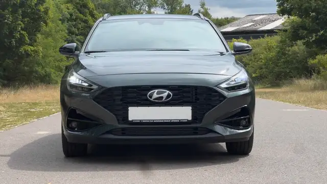 Hyundai I30 view 2
