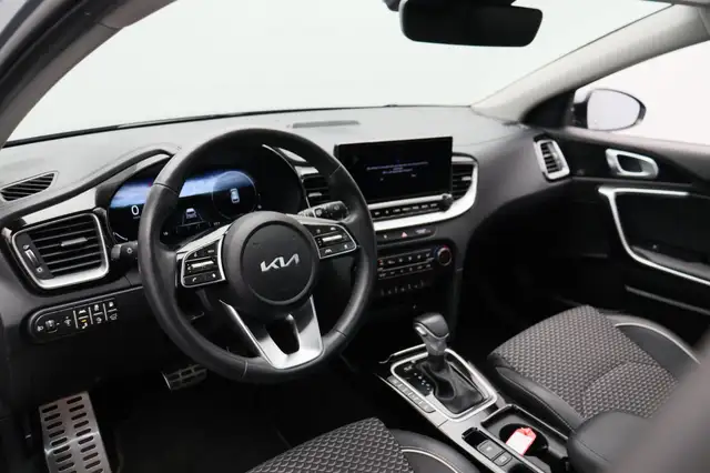 Kia Ceed view 11