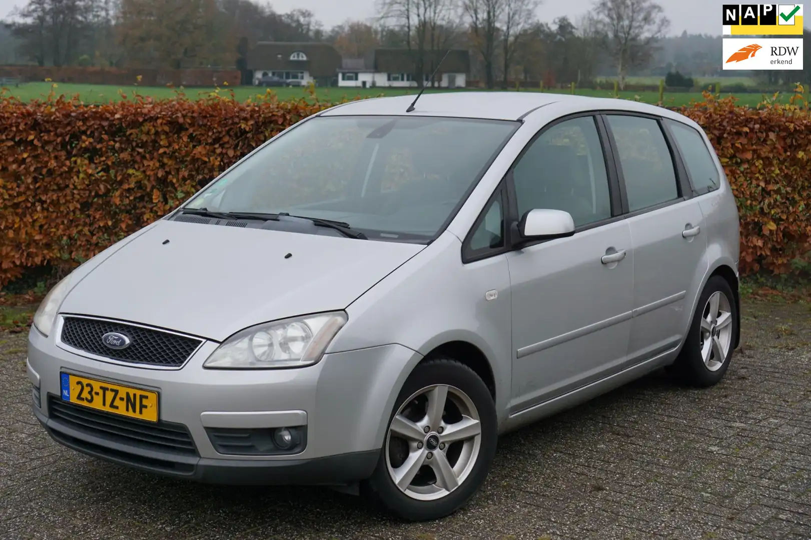 Ford Focus C-Max 1.8-16V Futura|Clima|Historie|Trekhaak| Grijs - 1