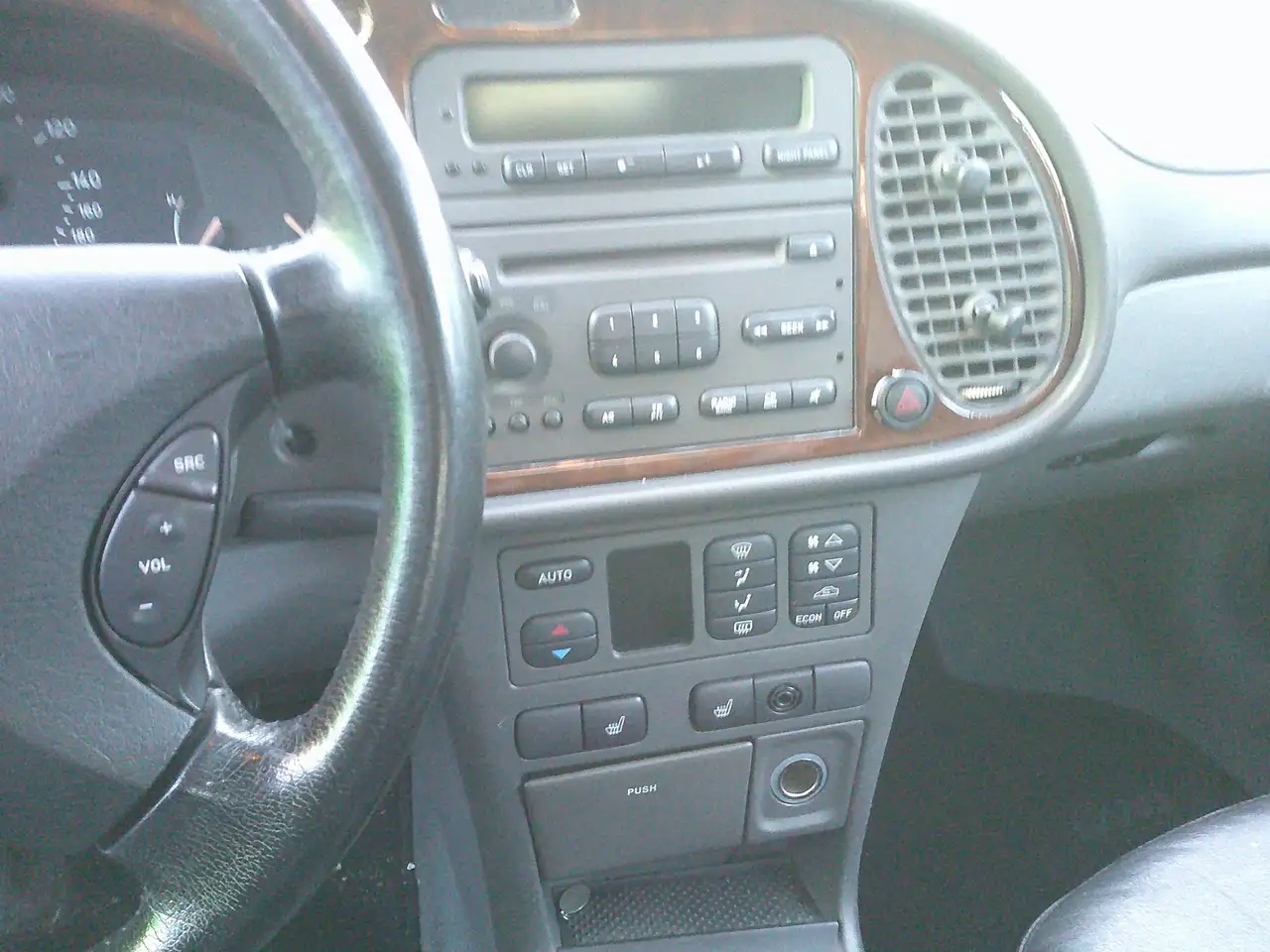 Saab 9-3 2.0i, foto 7