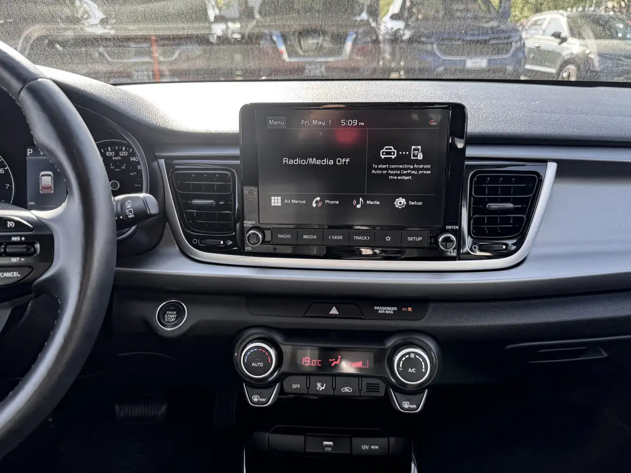 Kia Rio снимка Kia Rio
