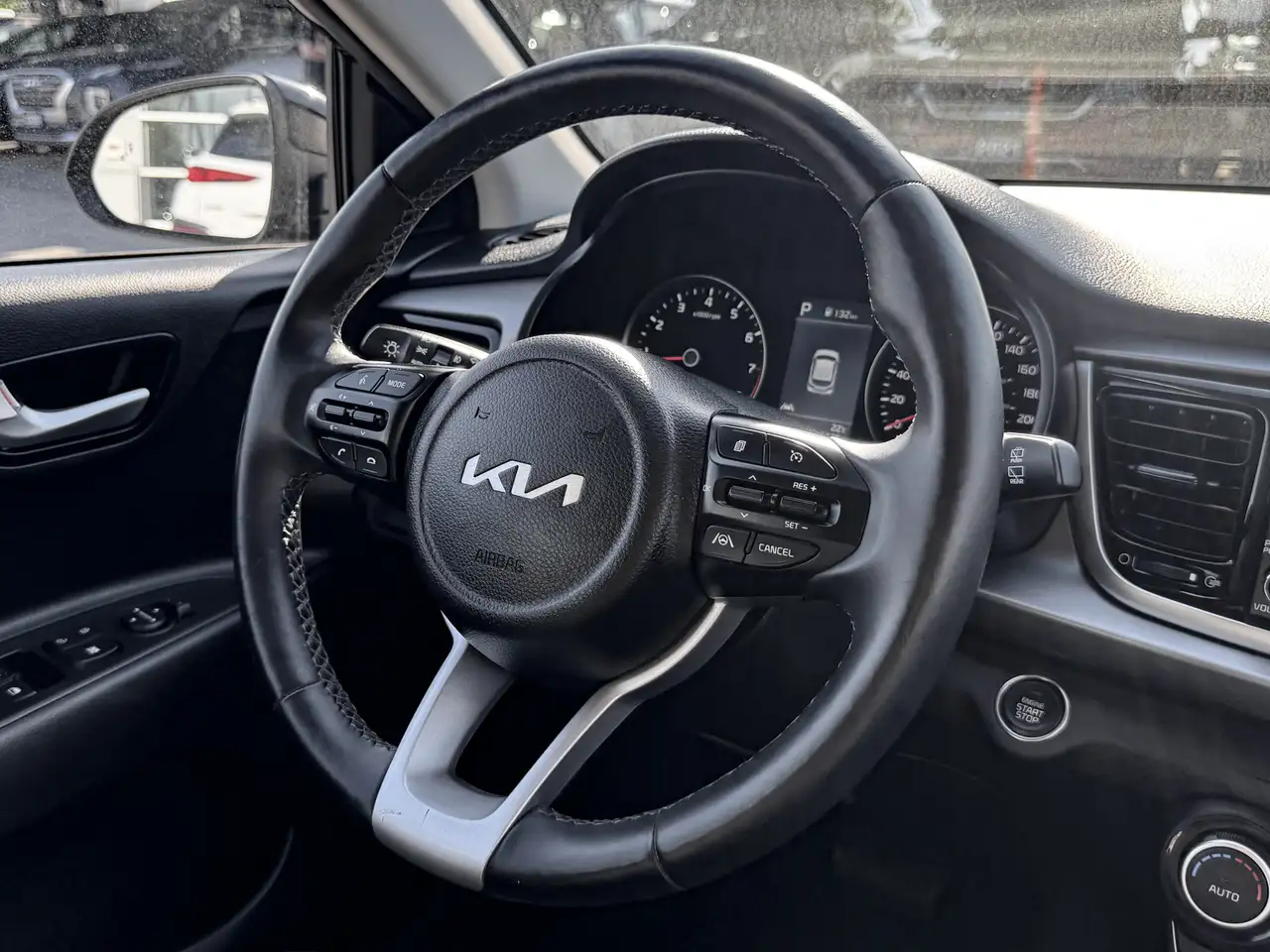 Kia Rio снимка Kia Rio