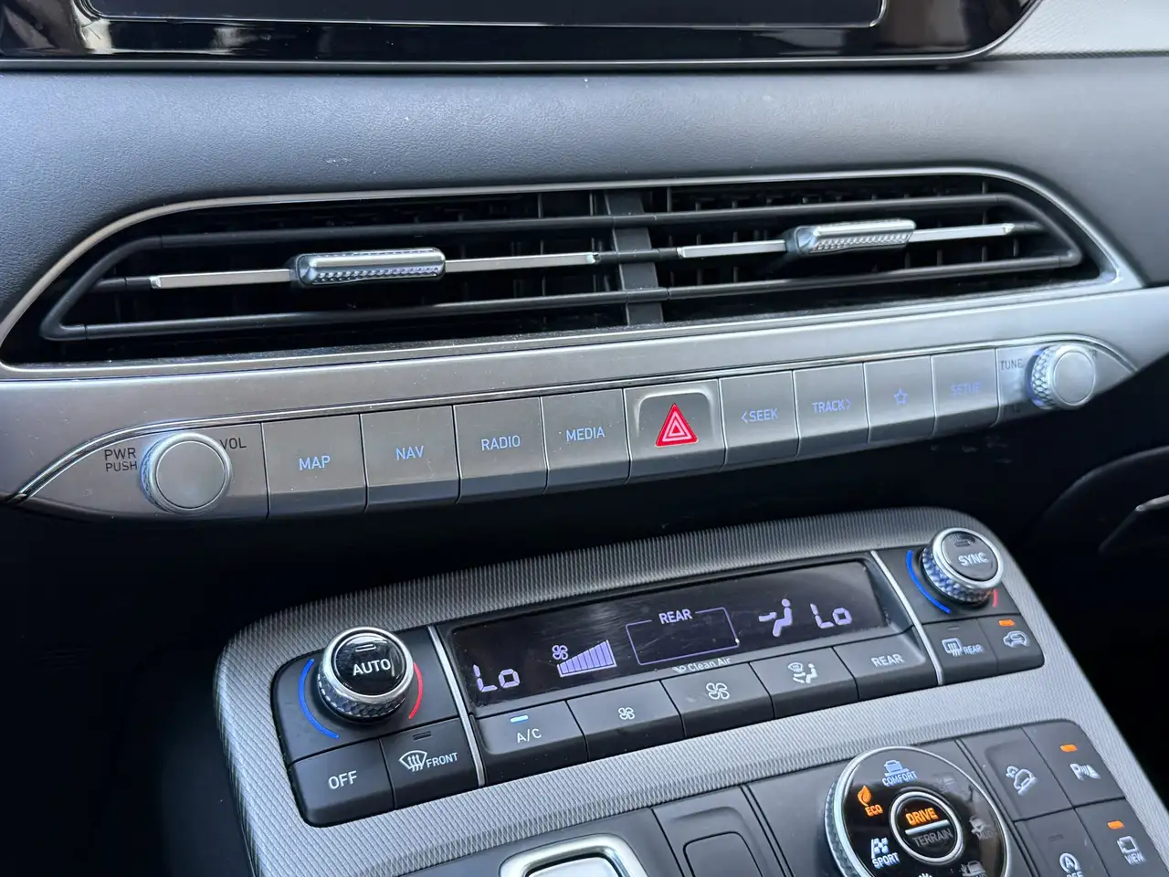 Hyundai PALISADE снимка Hyundai PALISADE