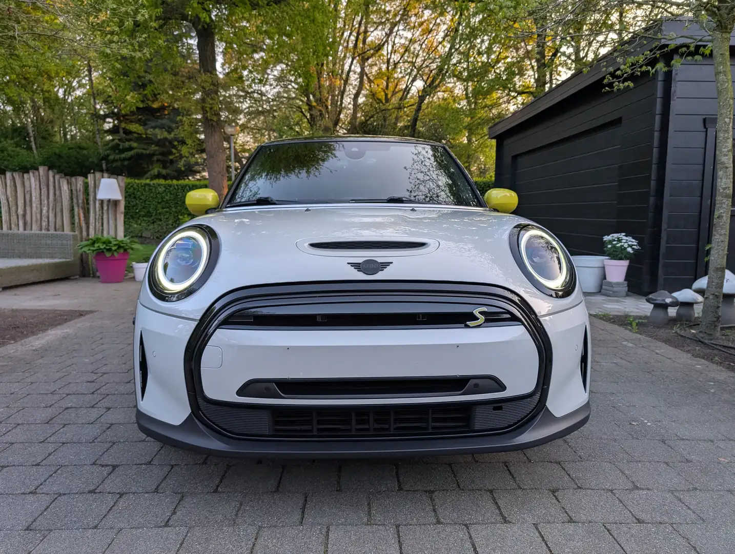 MINI Cooper SE Facelift - Electric Trim - full option Stříbrná - 2