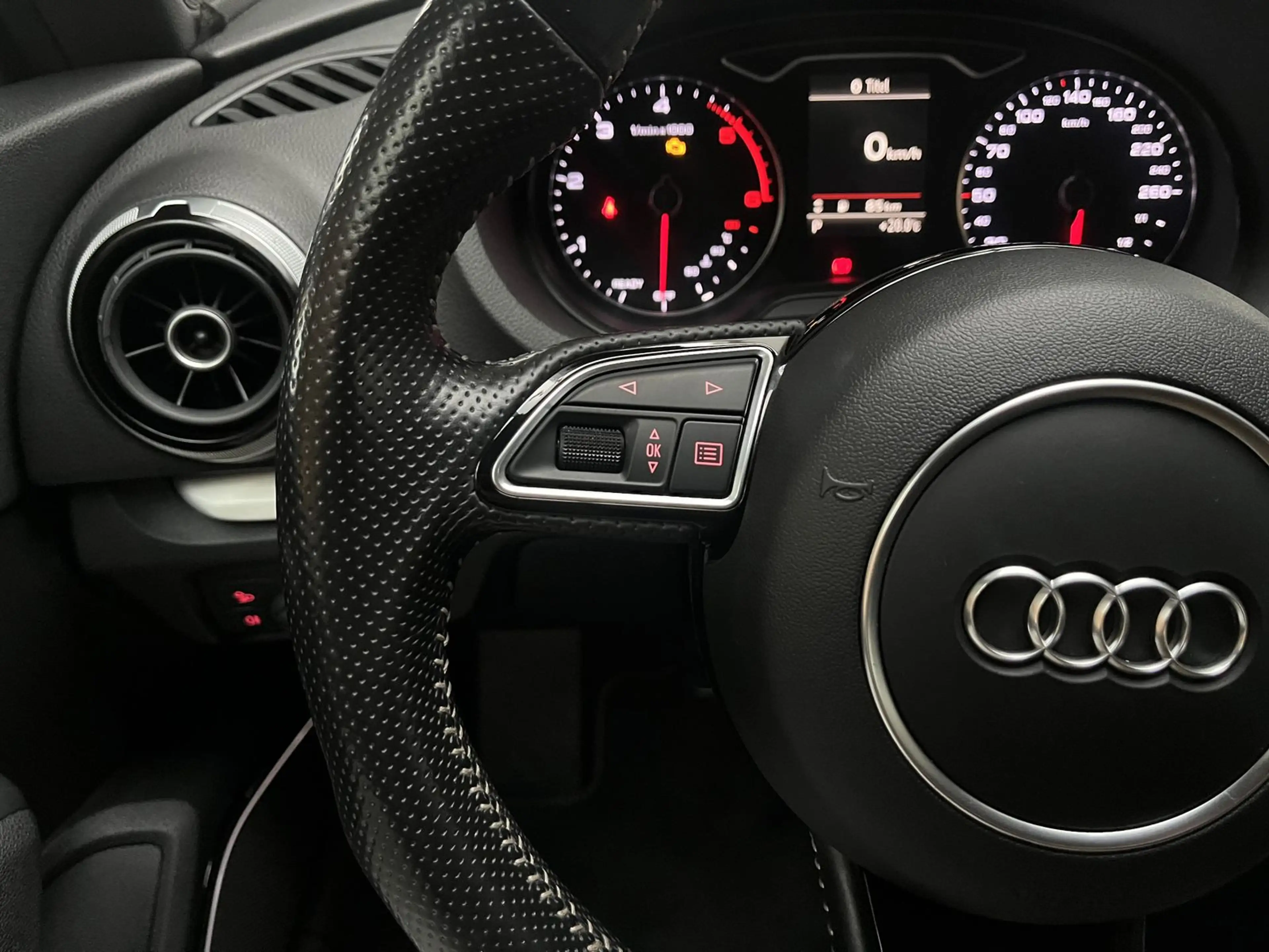 Audi A3 2.0TDI quattro S-tronic 3x S line Sportpaket — photo 12