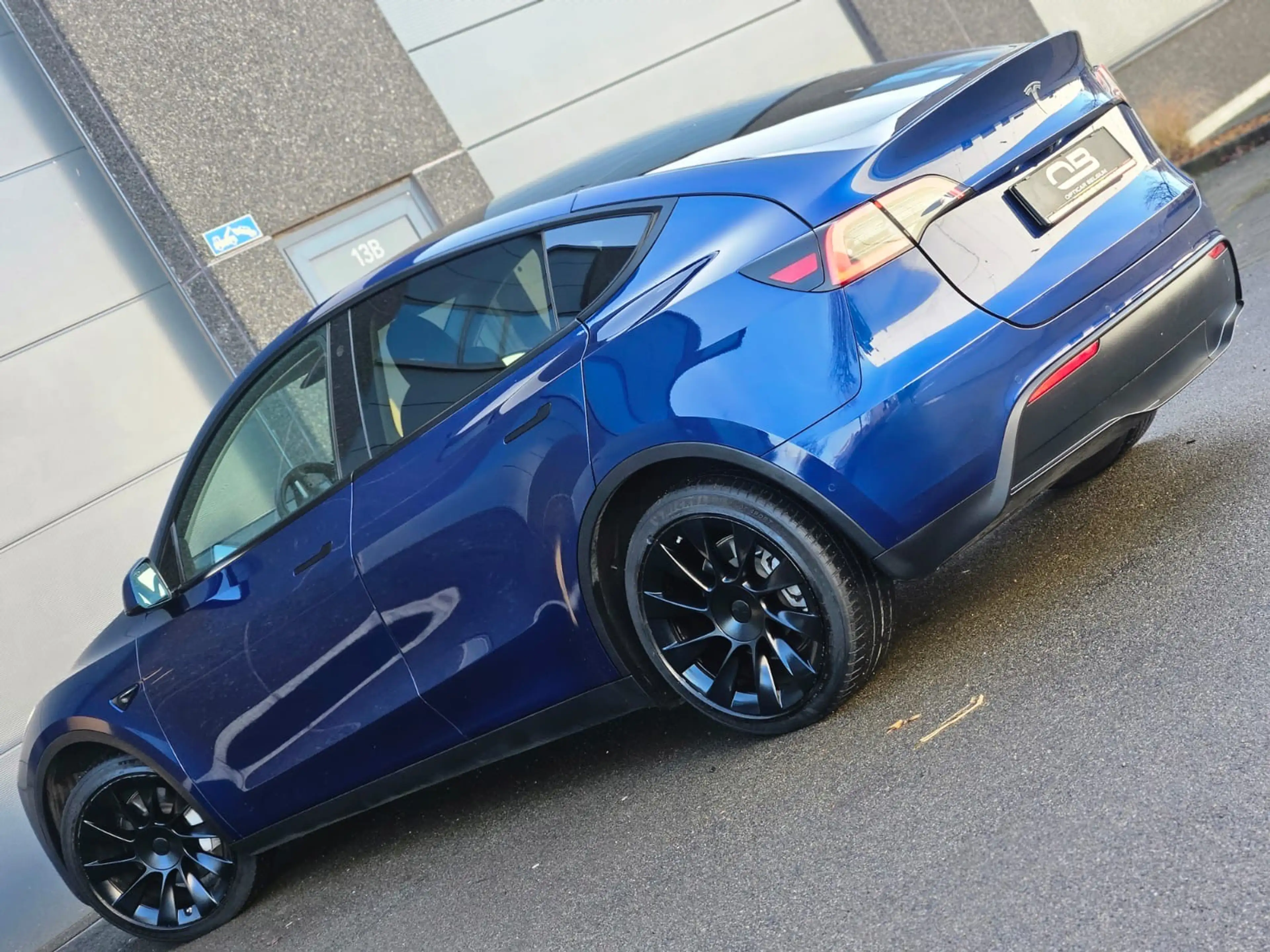 Tesla Model Y *** Long Range - 1 Owner - 514 Hp - BTW/TVA *** — photo 6