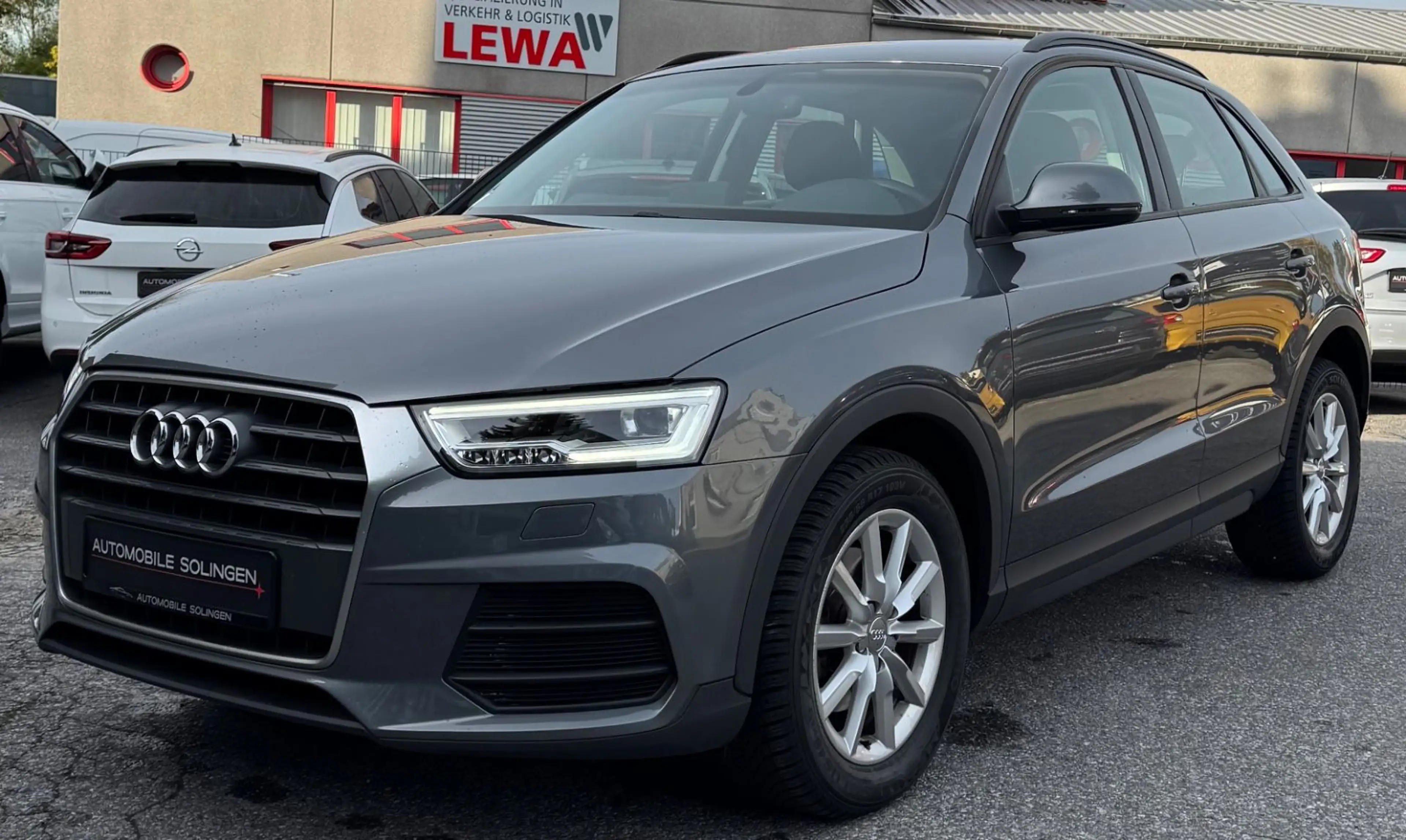Audi Q3 Sport 1.4 TFSI  AUT+ALU+NAV+PDC+LED+SHZ+ALLW+