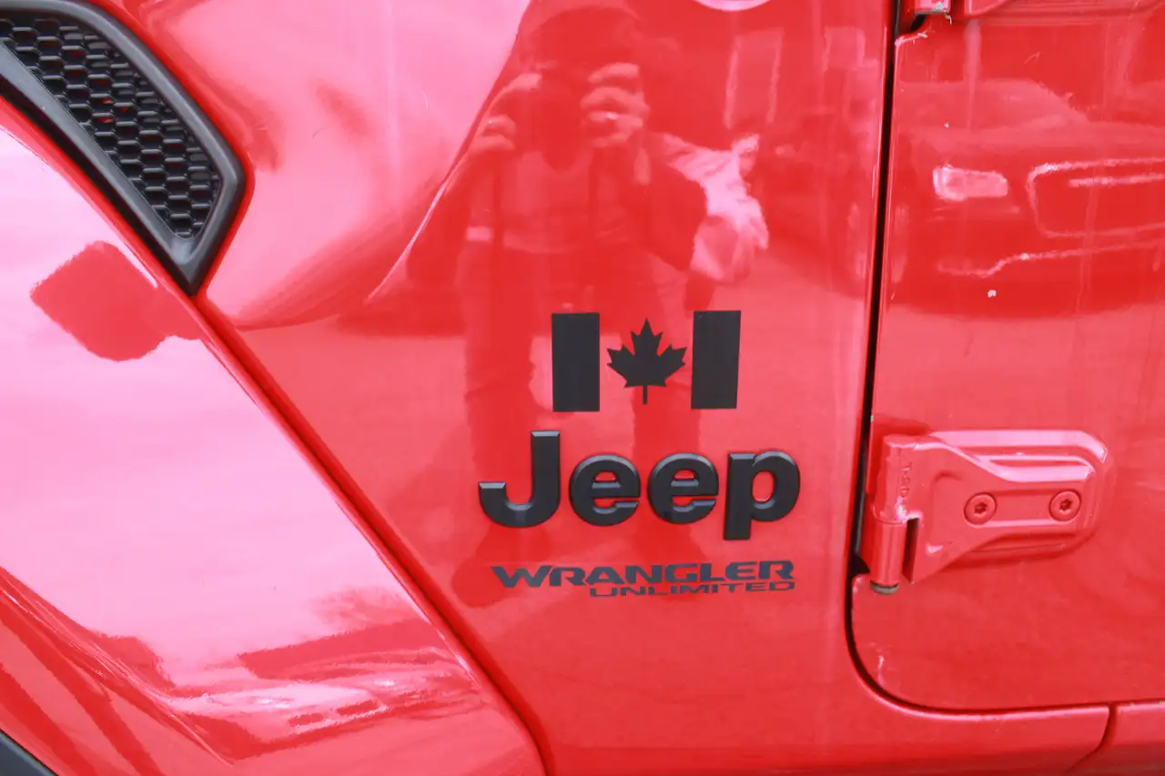Jeep Wrangler снимка Jeep Wrangler