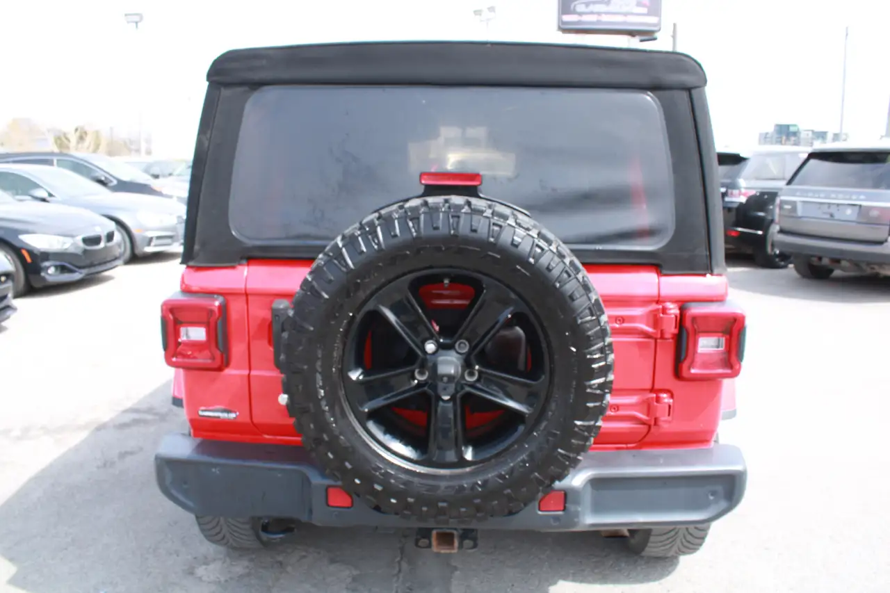 Jeep Wrangler снимка Jeep Wrangler