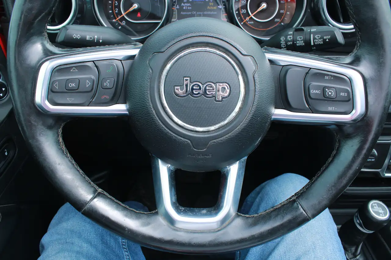 Jeep Wrangler снимка Jeep Wrangler
