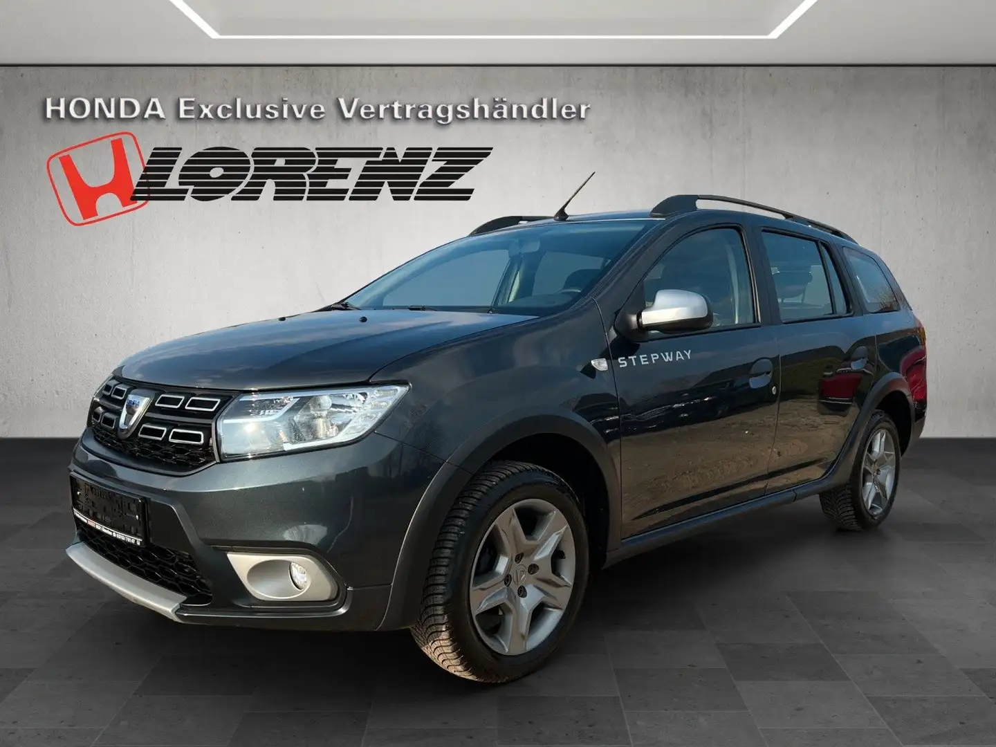 Dacia Logan MCV II Kombi Stepway - NAVI Gris - 1