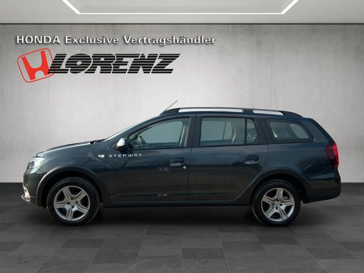 Dacia Logan MCV II Kombi Stepway - NAVI Gris - 2