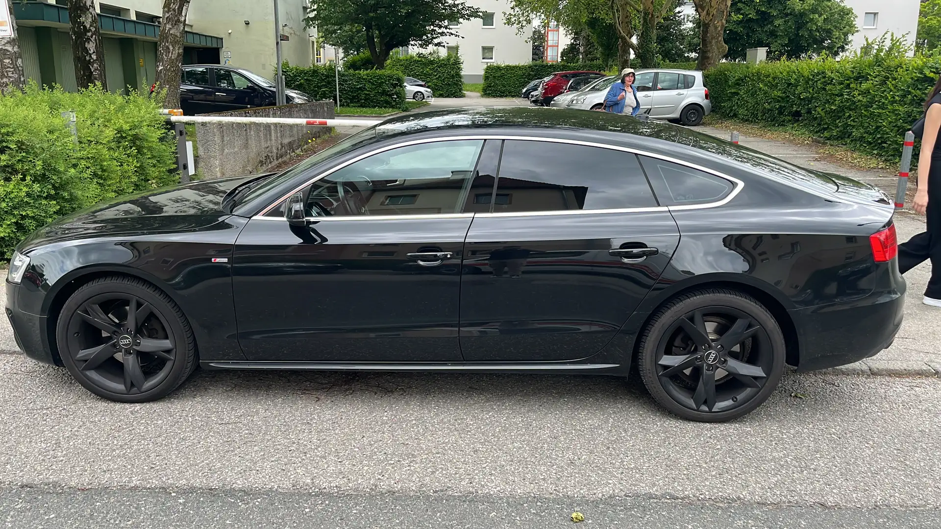 Audi A5 SB 2,0 TDI DPF Aut. Schwarz - 2