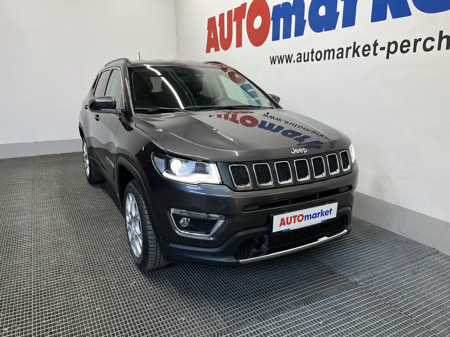 Jeep Compass 2.0 mjt Limited 4wd 140cv auto Grigio - 2
