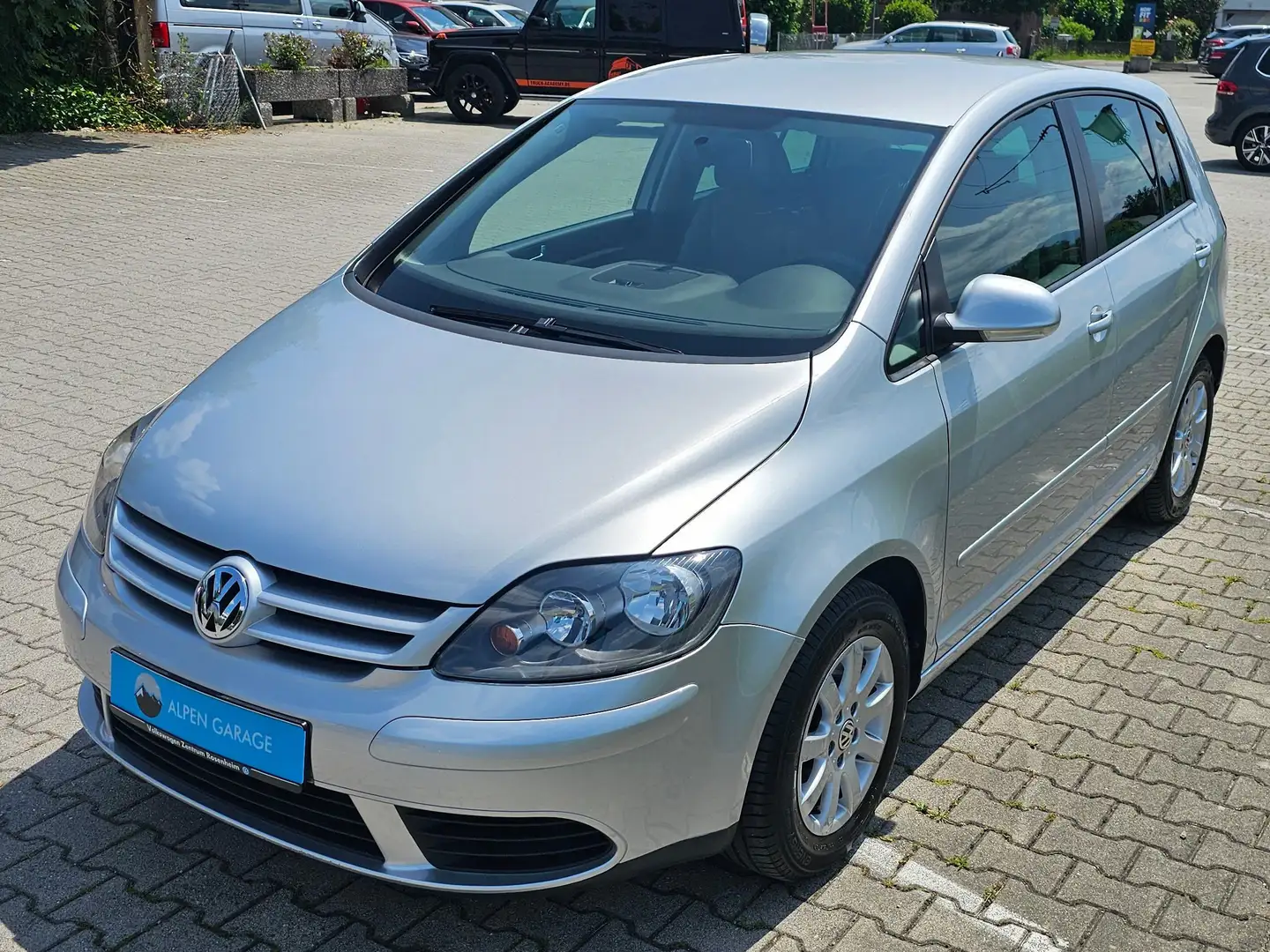 Volkswagen Golf 1.6*Automatik*1.Hand*Rentner*Scheckheft*Klimaauto* Plateado - 1