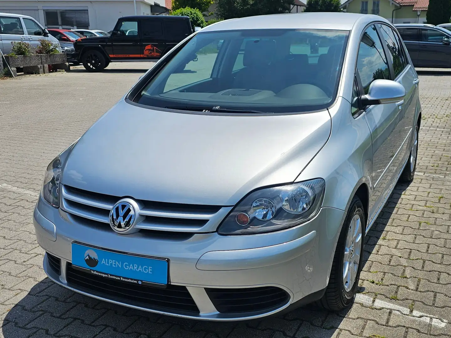Volkswagen Golf 1.6*Automatik*1.Hand*Rentner*Scheckheft*Klimaauto* Silber - 1