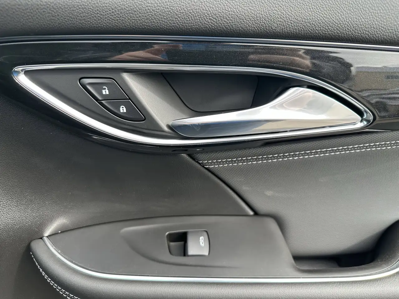 Buick Envision fotografie Buick Envision