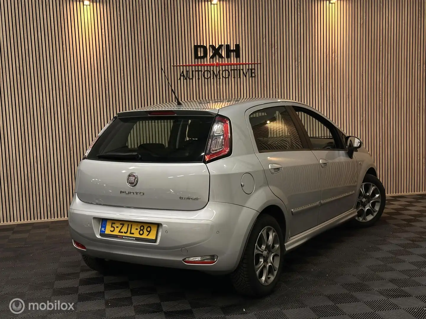 Fiat Punto Evo 0.9 TwinAir Street 1eEIGNR! NAP PDC CRUIS AIR Grijs - 2
