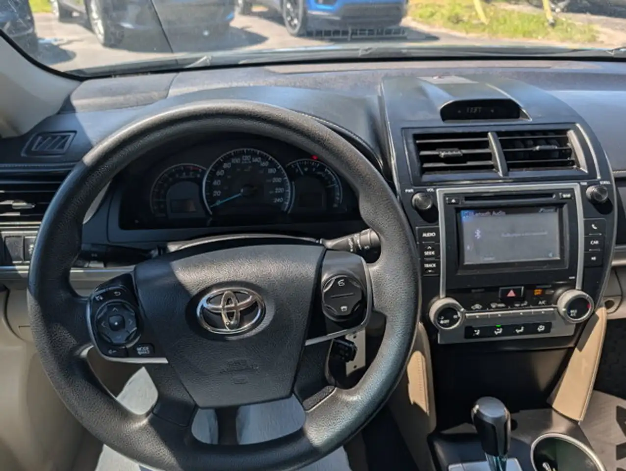 Toyota Camry photo Toyota Camry