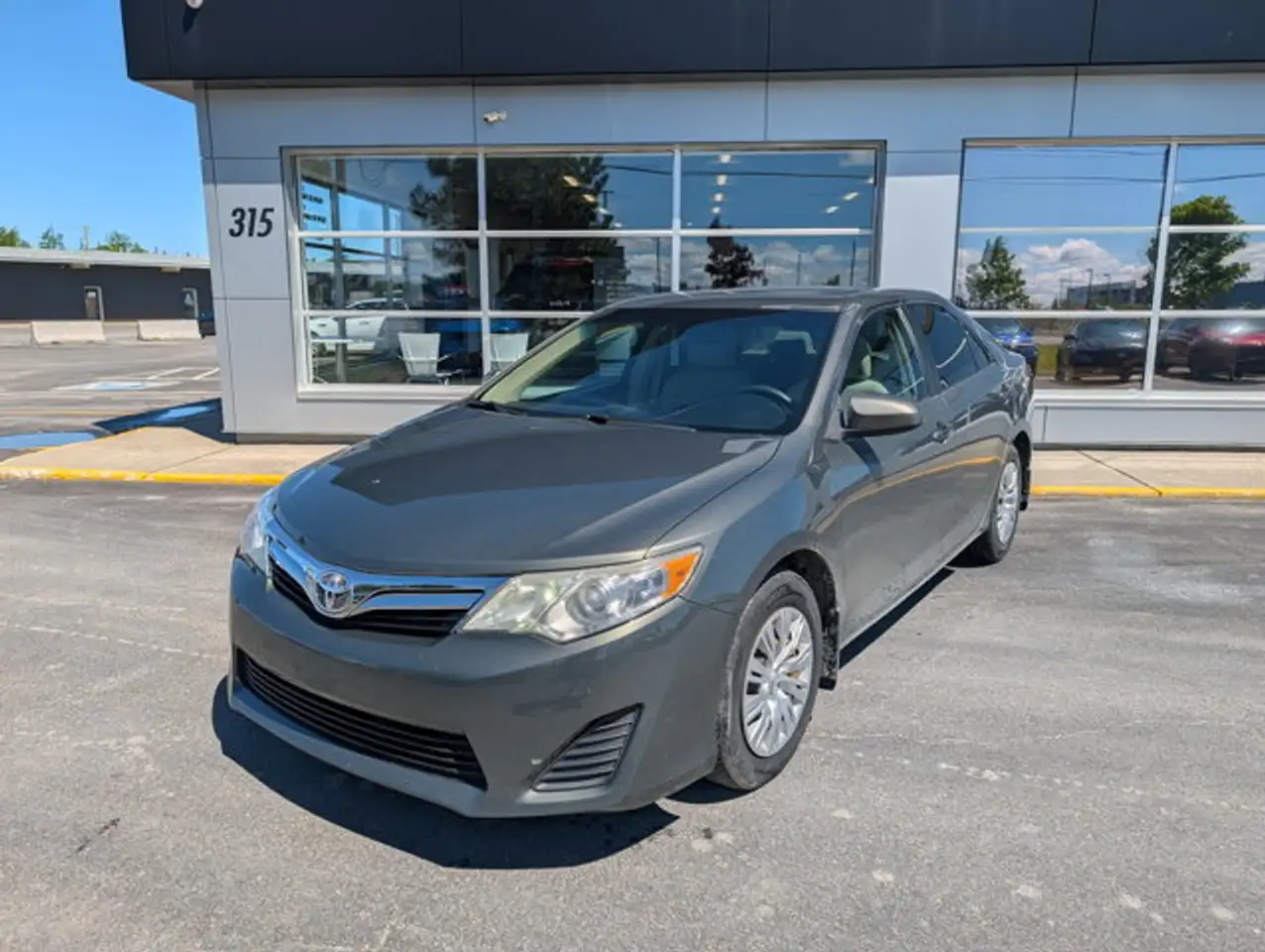 Toyota Camry photo Toyota Camry