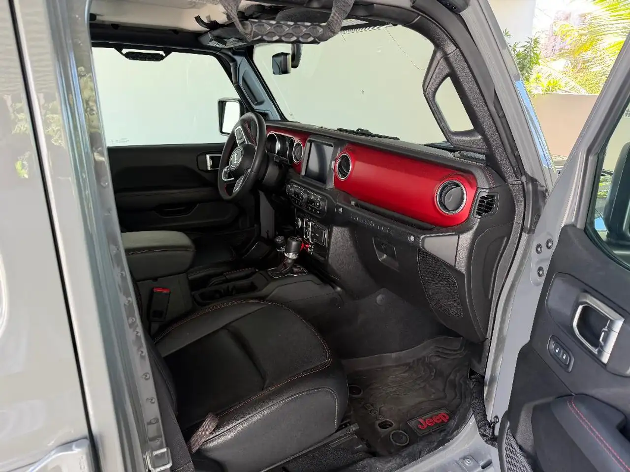 Jeep Wrangler снимка Jeep Wrangler