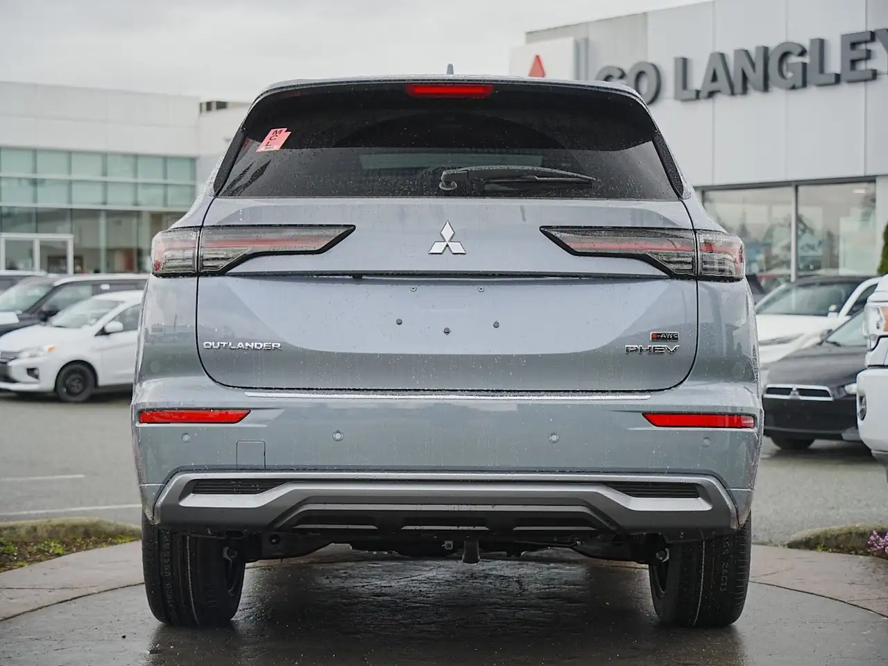 Mitsubishi Outlander photo Mitsubishi Outlander