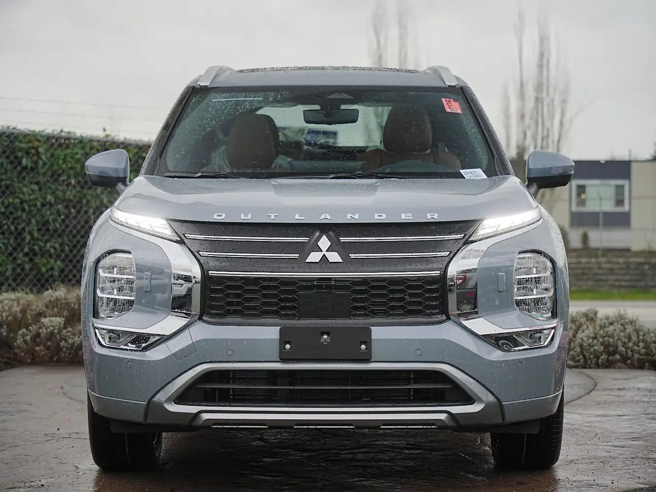 Mitsubishi Outlander photo Mitsubishi Outlander
