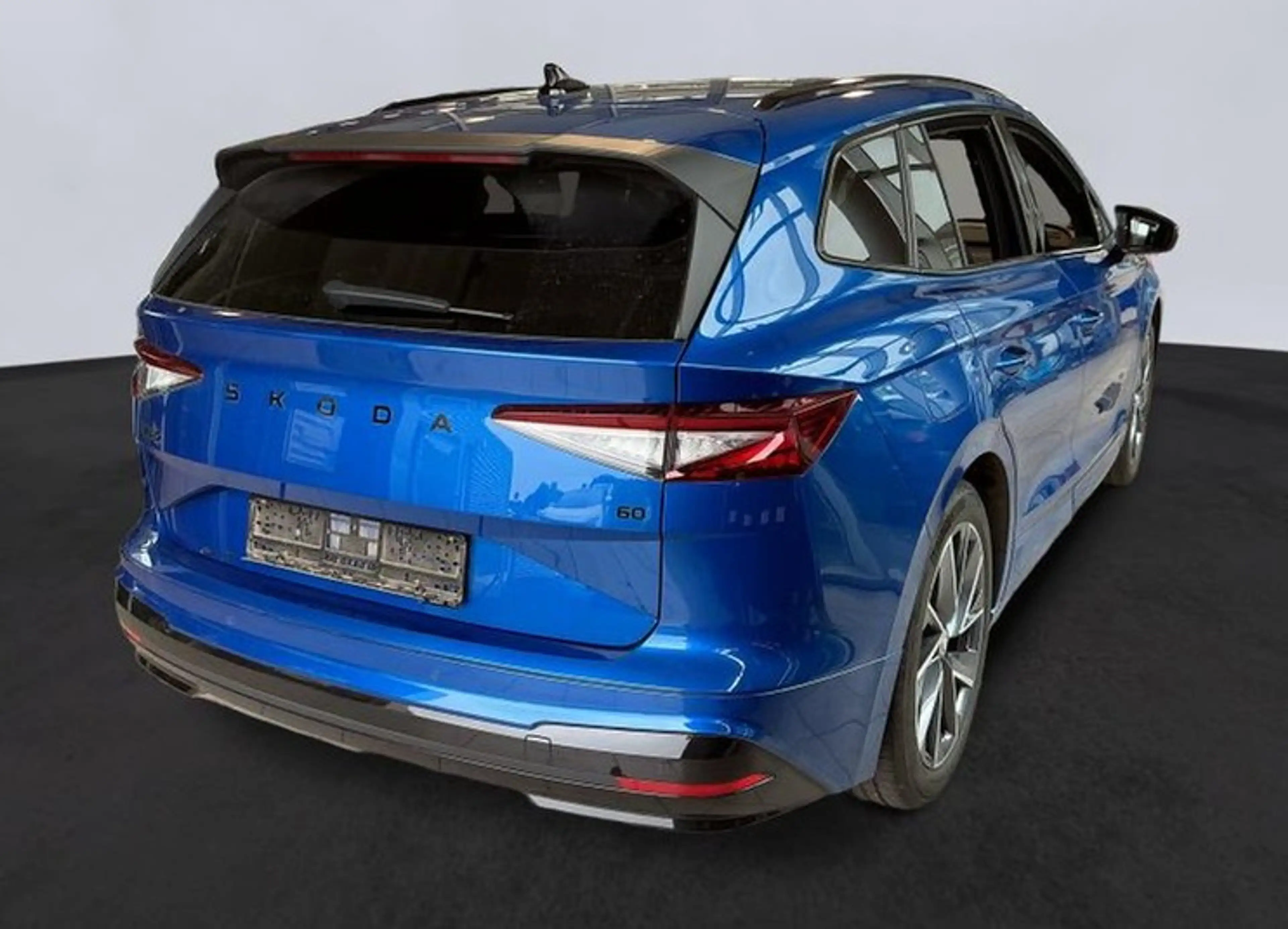 Skoda Enyaq 60 Sportline — photo 3