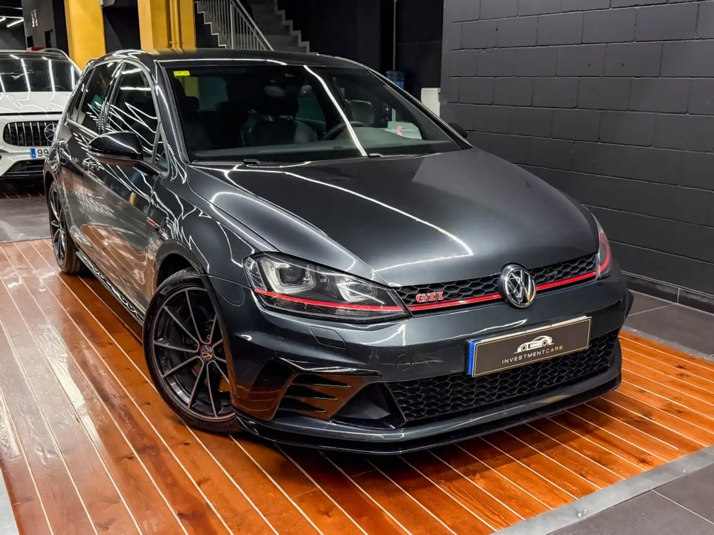 Volkswagen Golf GTI 2.0 TSI ClubSport 265 Gris - 1