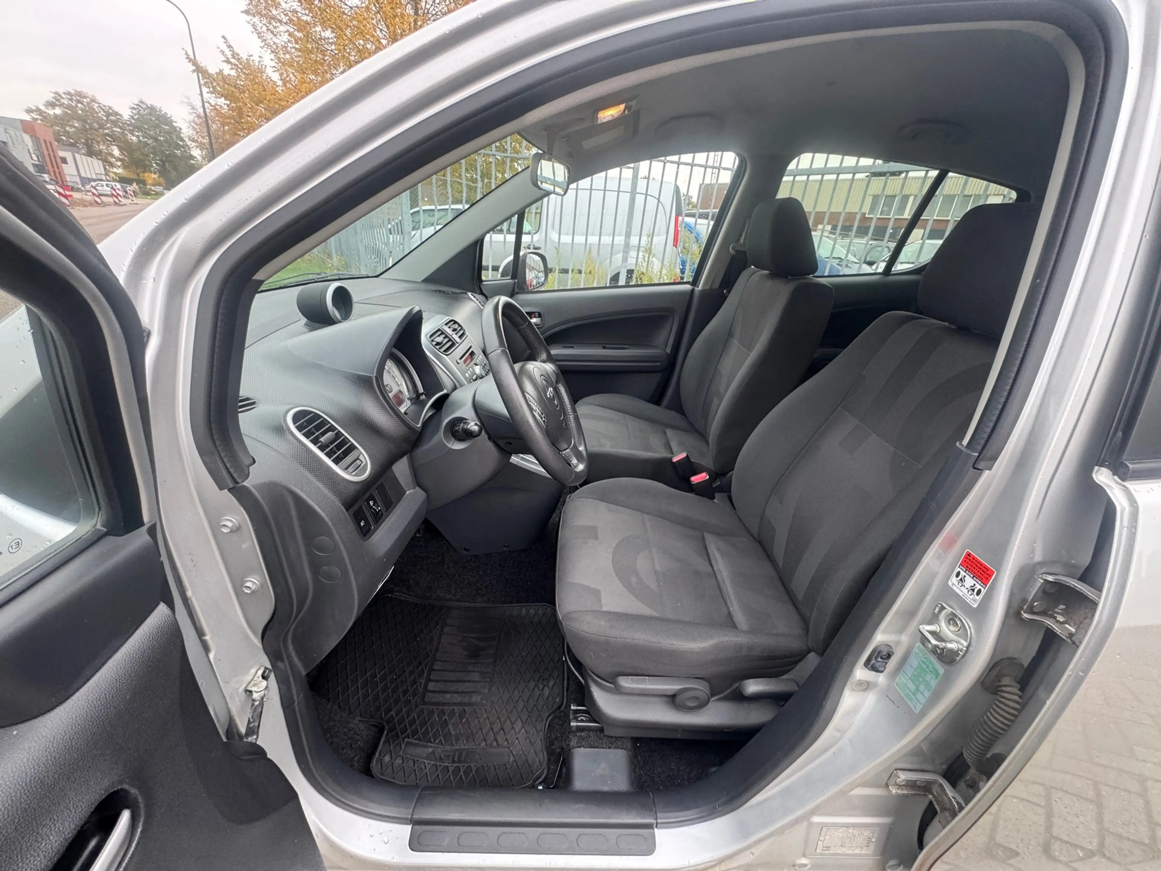 Opel Agila 1.2 Enjoy AUTOMAAT! 1e eigenaar l NL AUTO NAP l Ai — photo 4