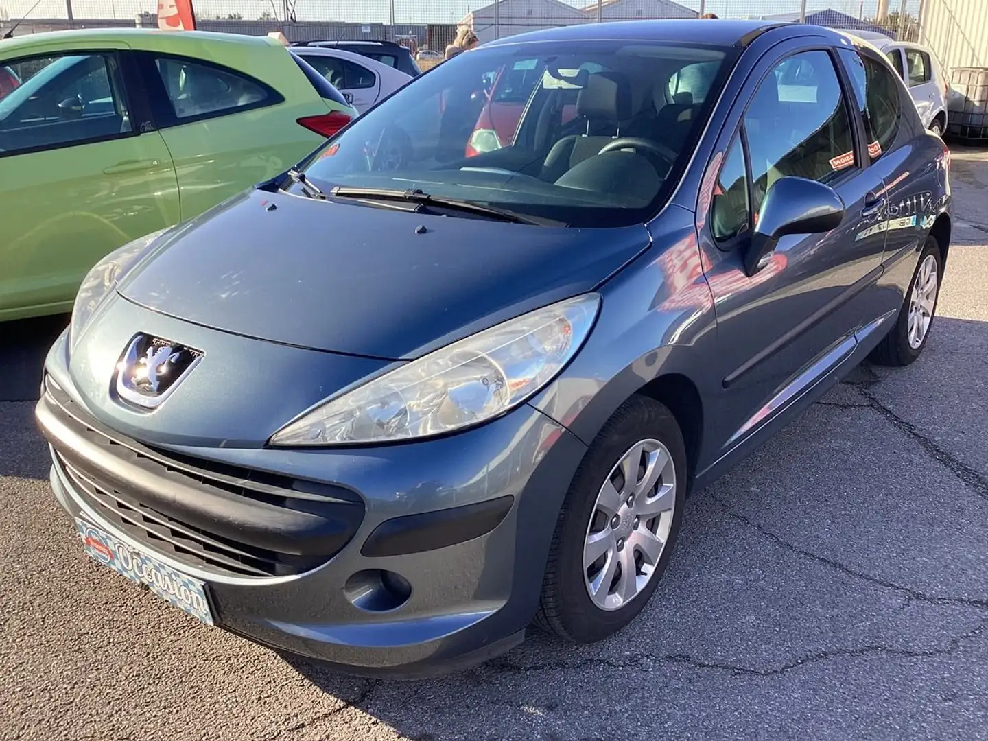Peugeot 207 1.4 Urban Gris - 2