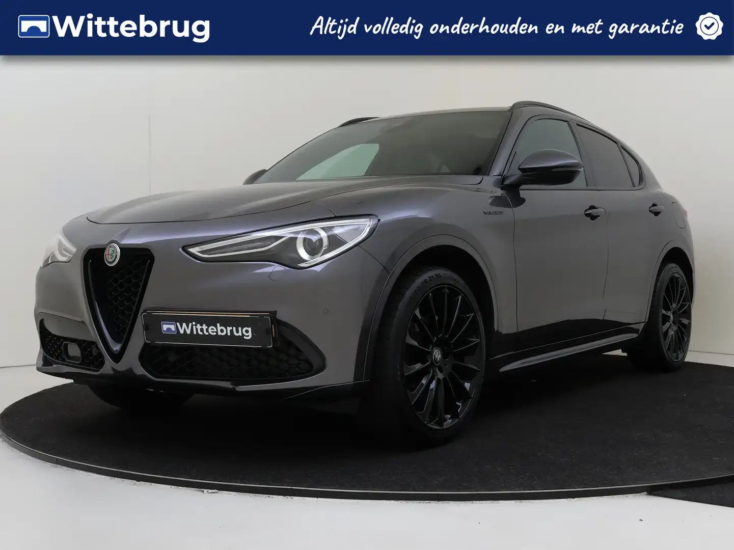Alfa Romeo Stelvio 2.0 T AWD Veloce daptieve Cruise | Schuifkantel da Grijs - 1