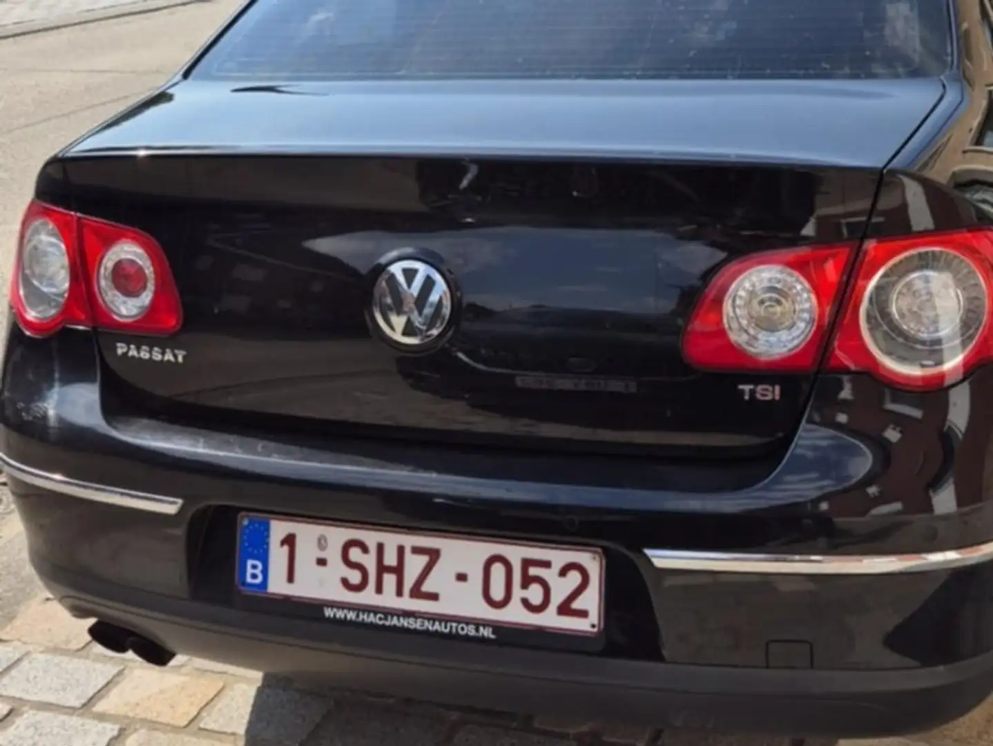 Volkswagen Passat Variant 1.8 TSI Automatik R-Line Edition - 2