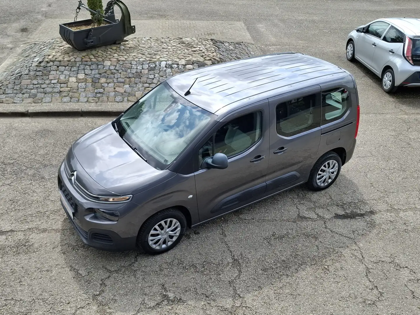 Citroen Berlingo 1.2 PureTech 1e EIGENAAR 5 PERSOONS CRUISE AIRCO 2 Grijs - 2