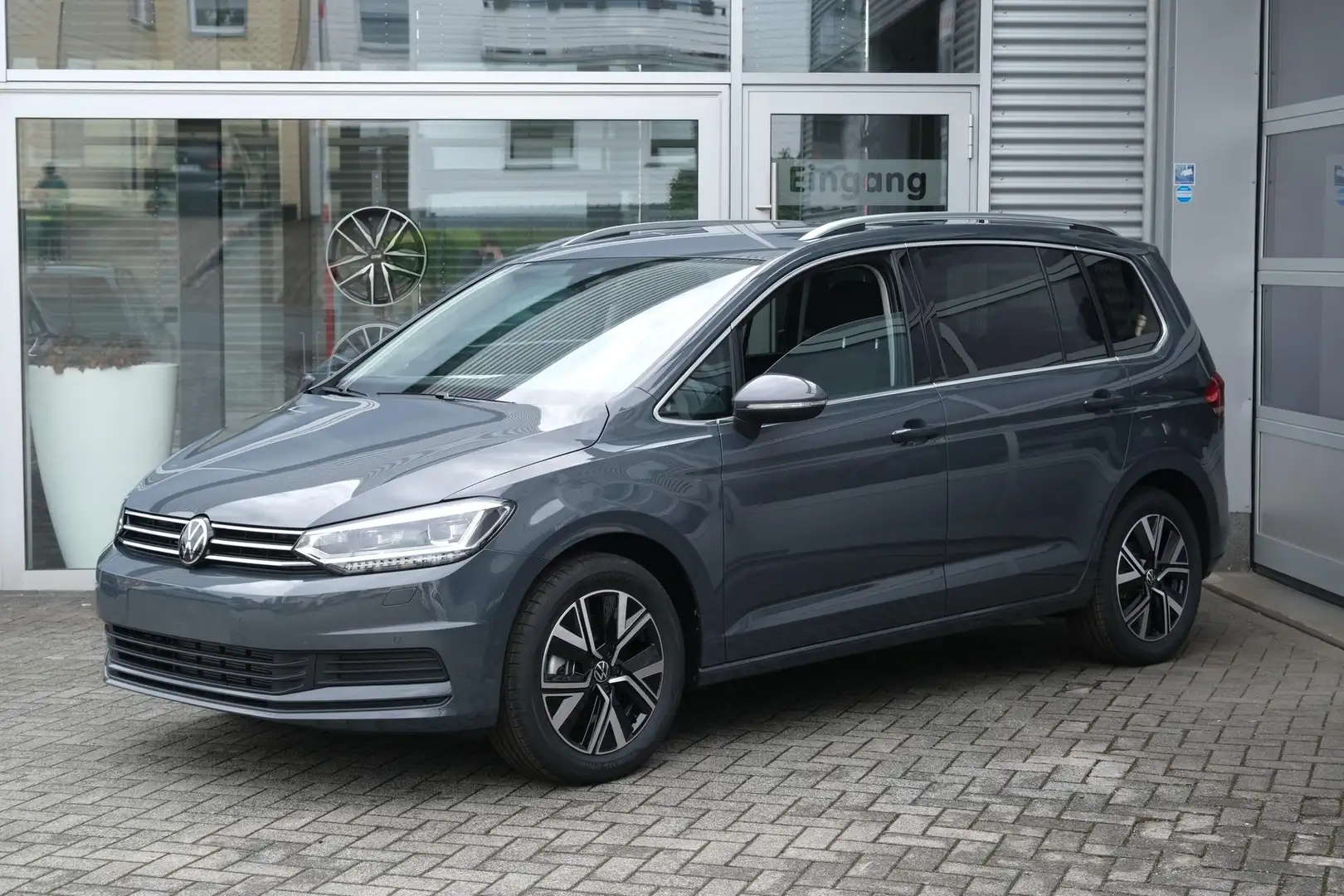 Volkswagen Touran 1.5 TSI DSG Edition 7-Sitze Navi Kamera LED Plu... Grau - 1