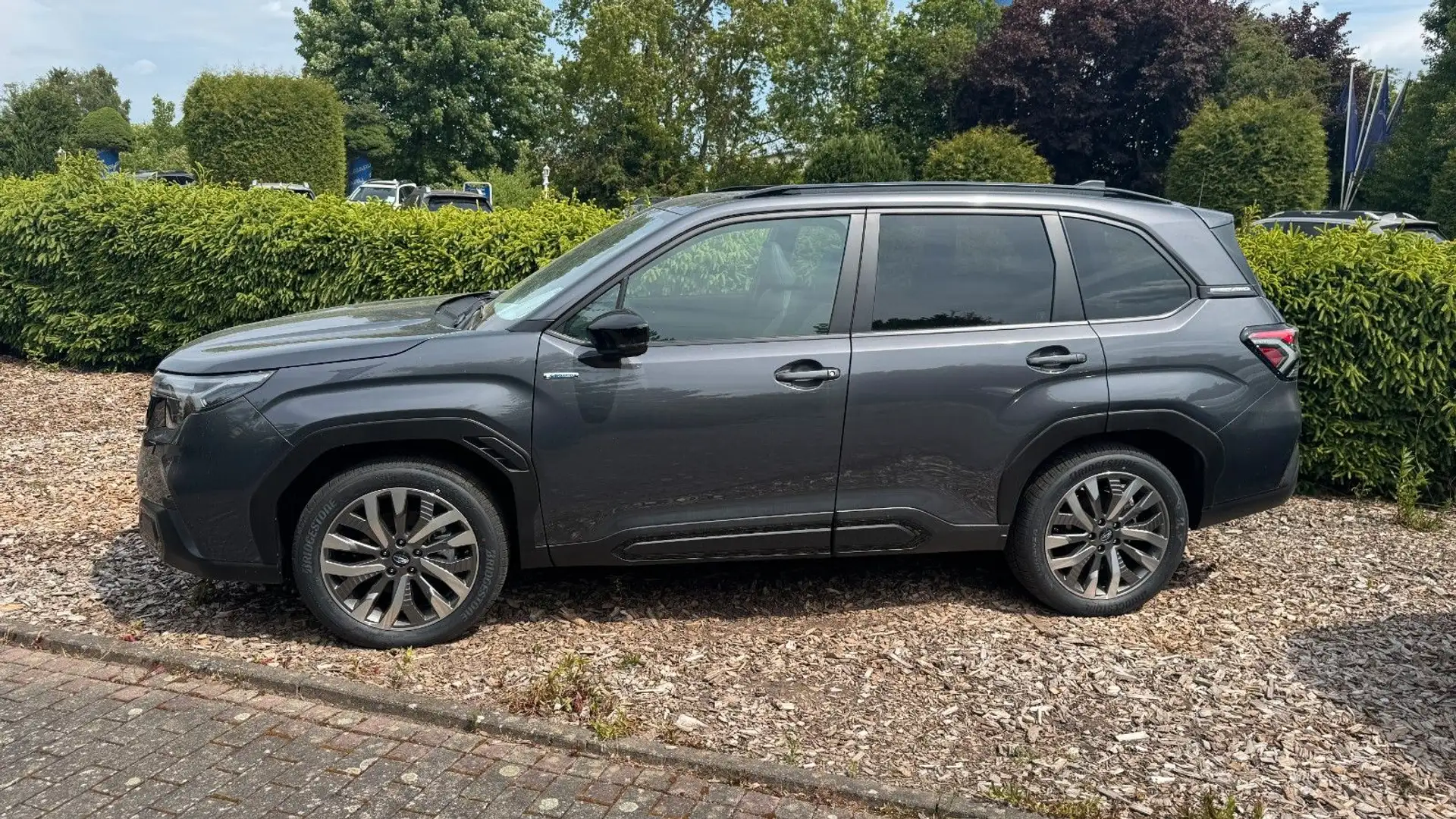 Subaru Forester 2.0ie Platinum Lineatr.*Endspurt Preis Grijs - 2