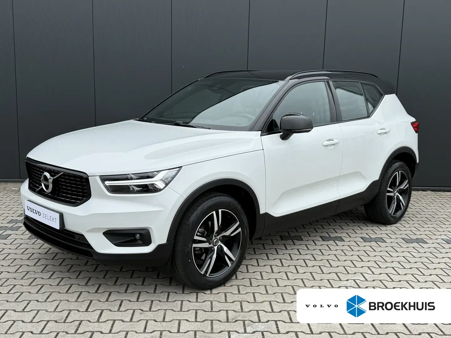 Volvo XC40 T2 R-Design | LED Koplampen | 18'' Lichtmetalen Ve Wit - 1