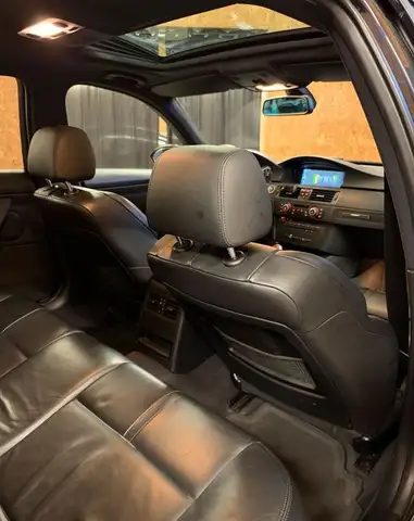 BMW M3 view 7