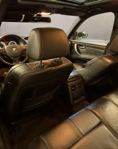 BMW M3 view 9