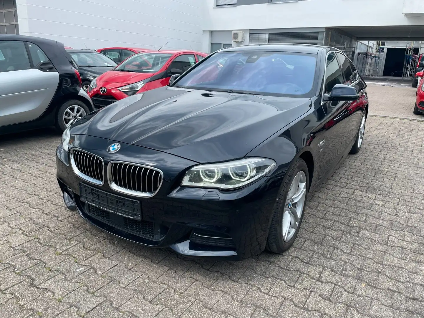 BMW 535 d Baureihe 5 Lim.*M-Paket*KAMERA*LEDER* Schwarz - 1
