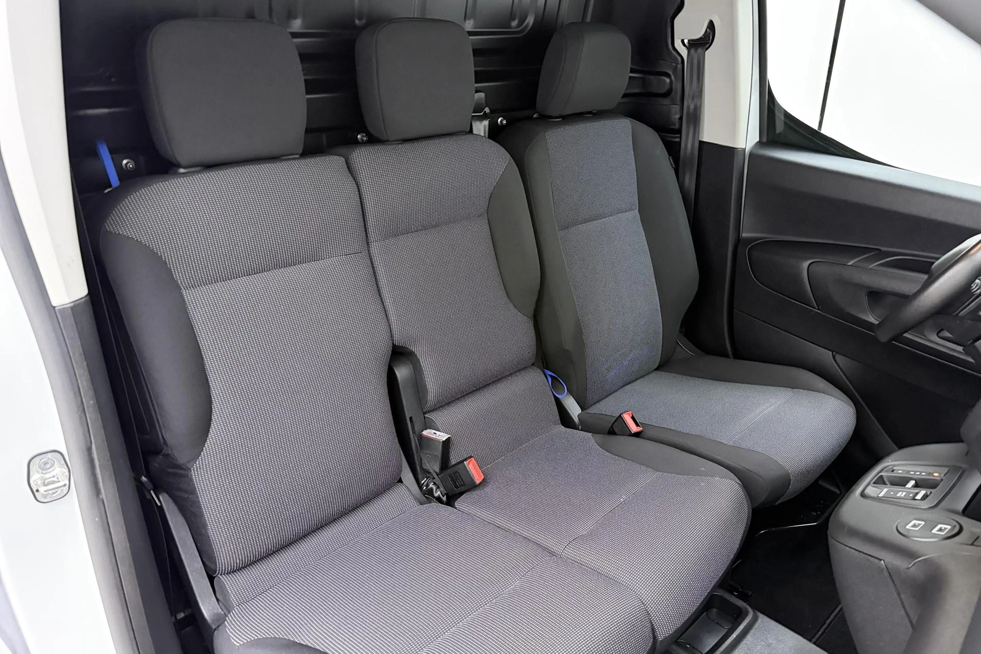 Peugeot Partner 1.5 BlueHDi 130 EAT8 S&S L2 | voorstoelen verwarmd — photo 13