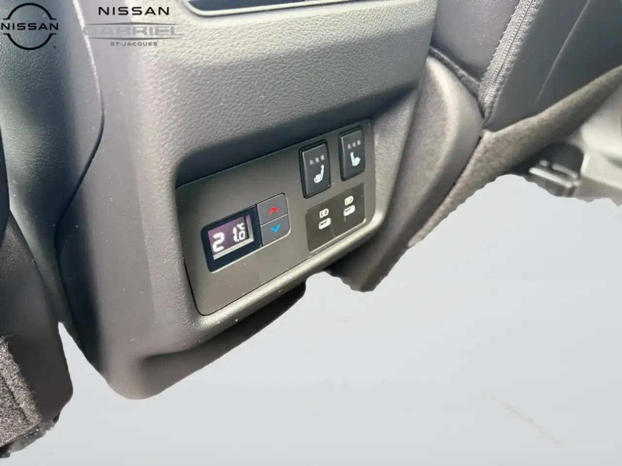 Nissan Rogue photo Nissan Rogue