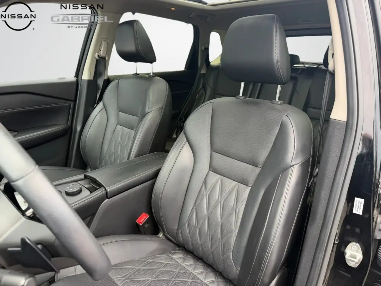 Nissan Rogue photo Nissan Rogue