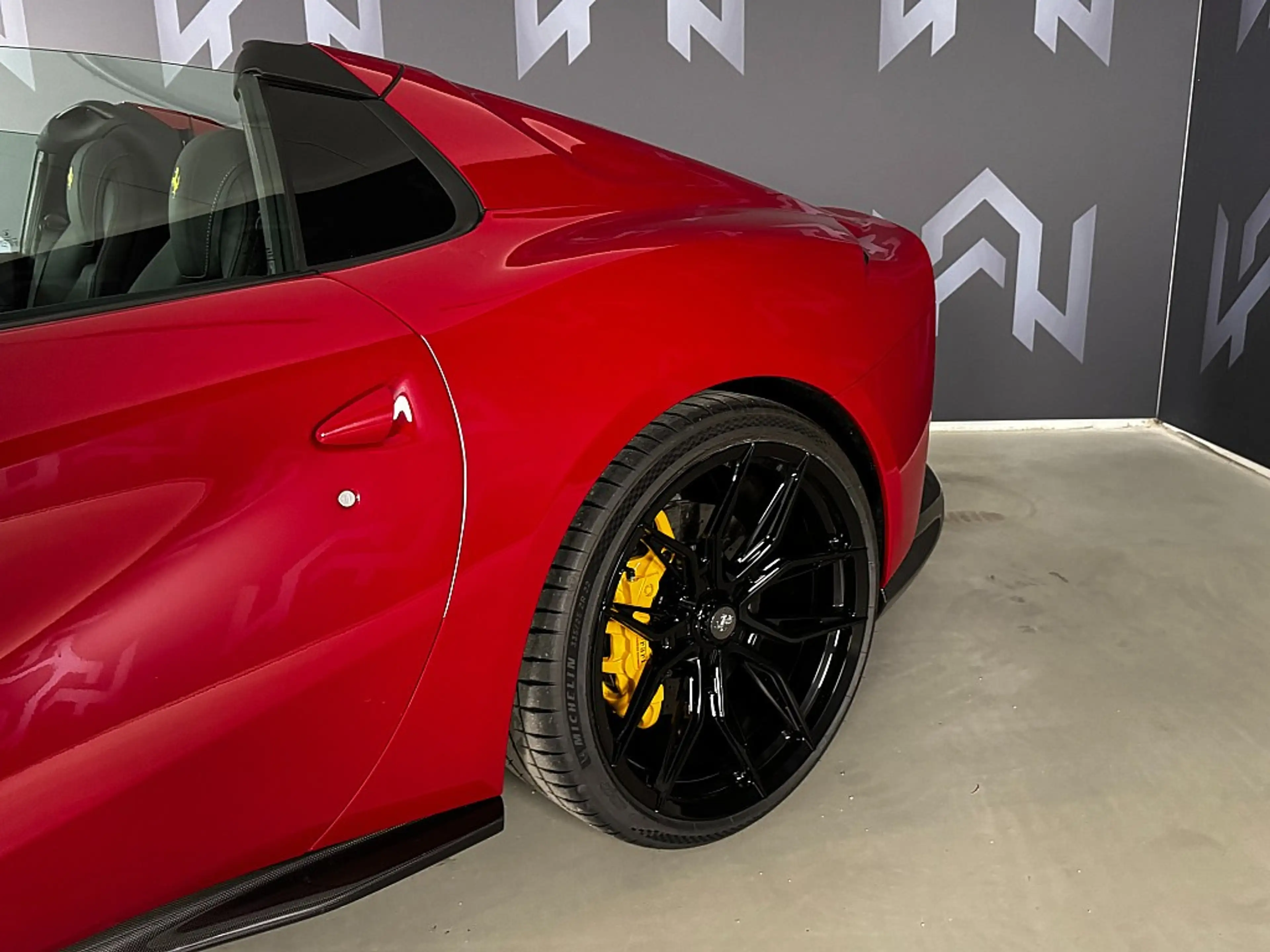 Ferrari 812 GTS *NOVITEC* Rosso Mugello* VOLL* — photo 8